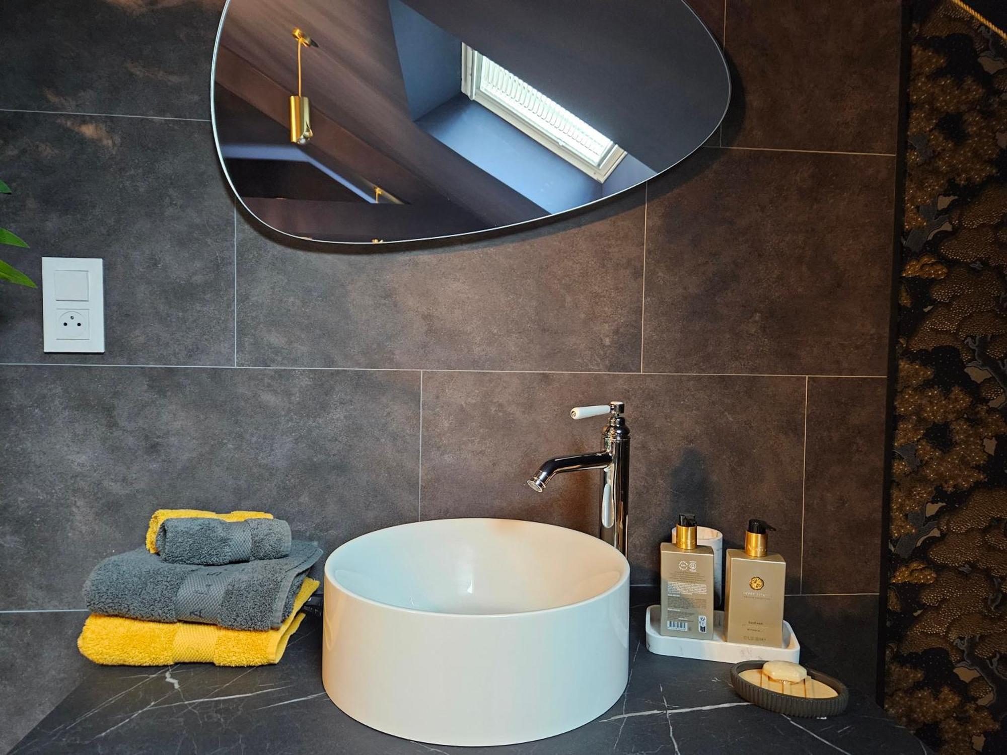 L'Alcove De Ide Otel Bouillon Dış mekan fotoğraf